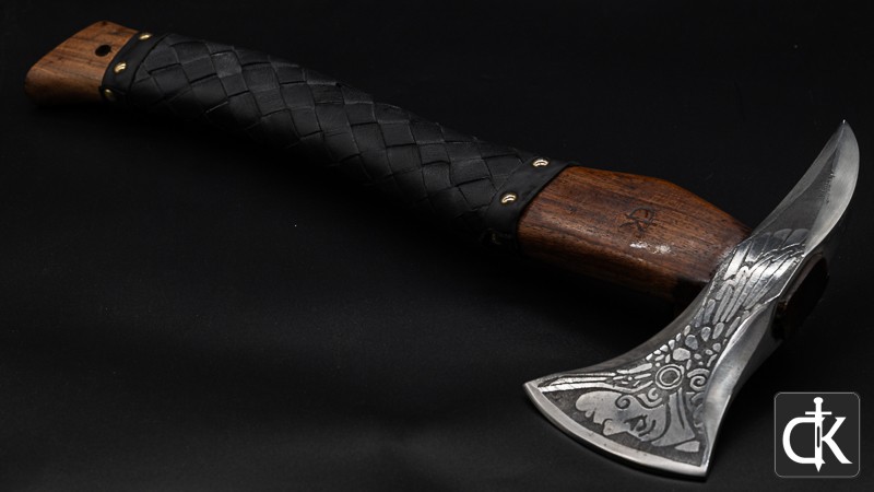 AXE VIKING VALKYRIE